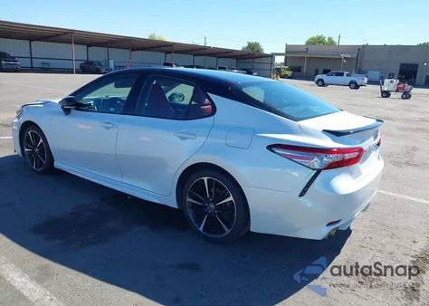 2018 Toyota Camry Xse из США, поврежденный, VIN 4T1B61HK9JU134109